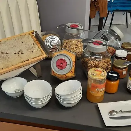 Hotel Boutique Lili 4*