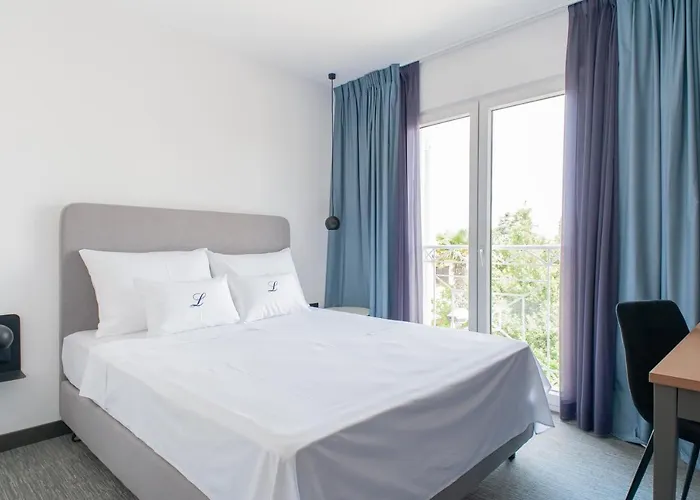 Boutique Lili מלון 4*