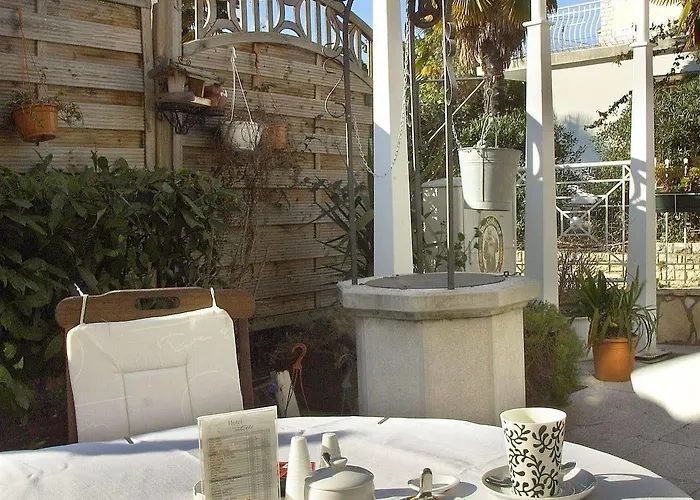 Boutique Lili מלון 4*