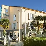 Boutique Lili Hotel 4*