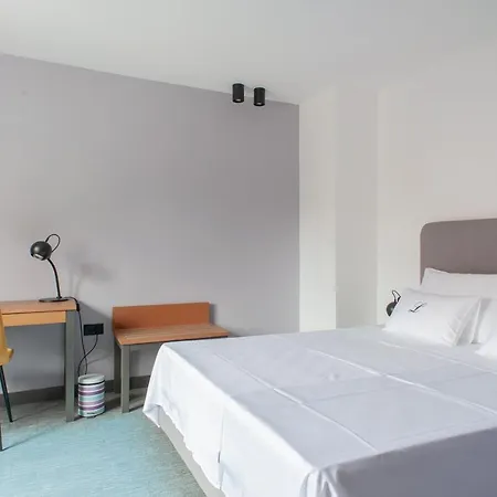 Boutique Lili Hotel 4*