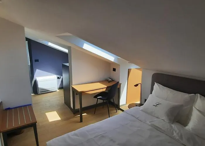 Boutique Lili מלון רוביני