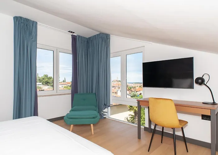 Boutique Lili מלון