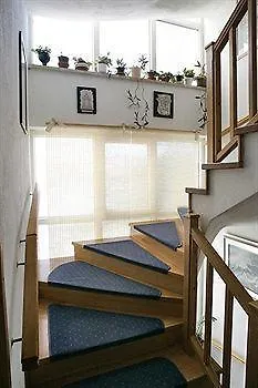 Boutique Lili 4* 로비니