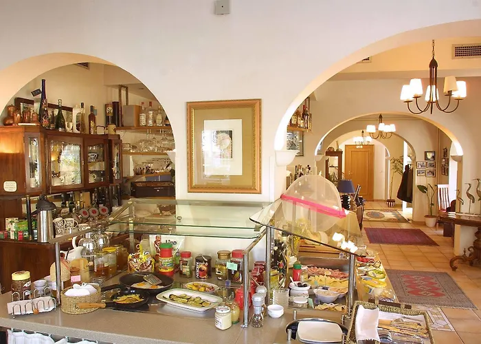 호텔 Boutique Lili 4*